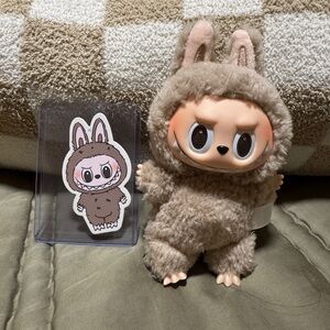 Exciting Macaron Labubu-Toffee